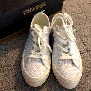 Women’s Converse All Stars Gemma Sneakers Size 6.5 NIB